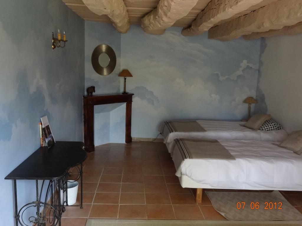 Mas Del Lum Boussac (Lot) Quarto foto